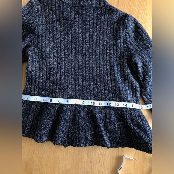 Anthropologie knitted & knotted Cascade Ruffle Asymmetrical Sweater JuniorSIZE M - Picture 3 of 7